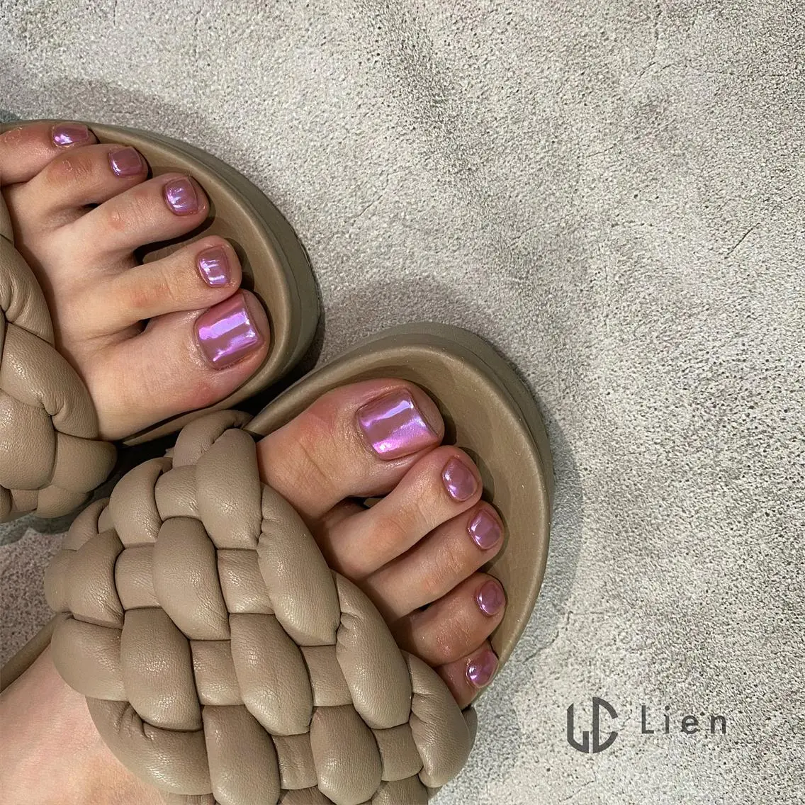 ネイル SHIORI 📍渋谷 / 円山町のネイルデザイン