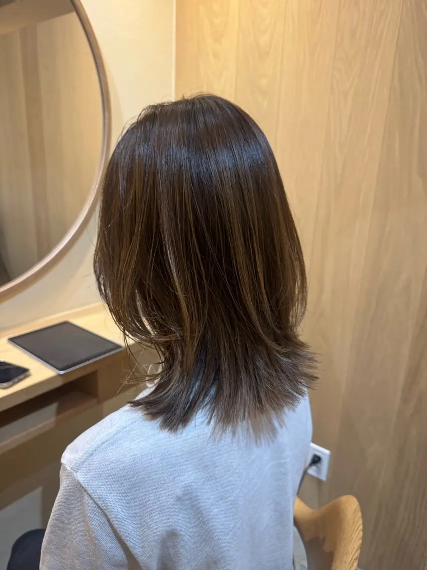 ミディアム くびれヘア 透明感カラー/ MIOのヘアスタイル