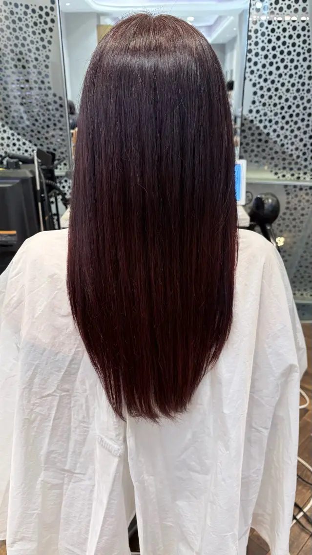 ロング ヘアカラー 山田 優妃のヘアスタイル