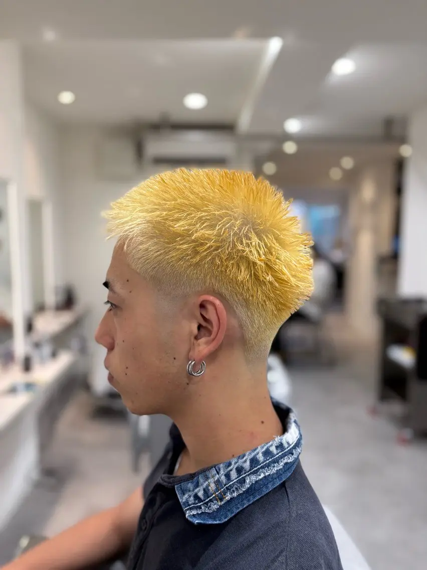 ショート カラー メンズ カット ヘアカラー 深澤 知樹のヘアスタイル