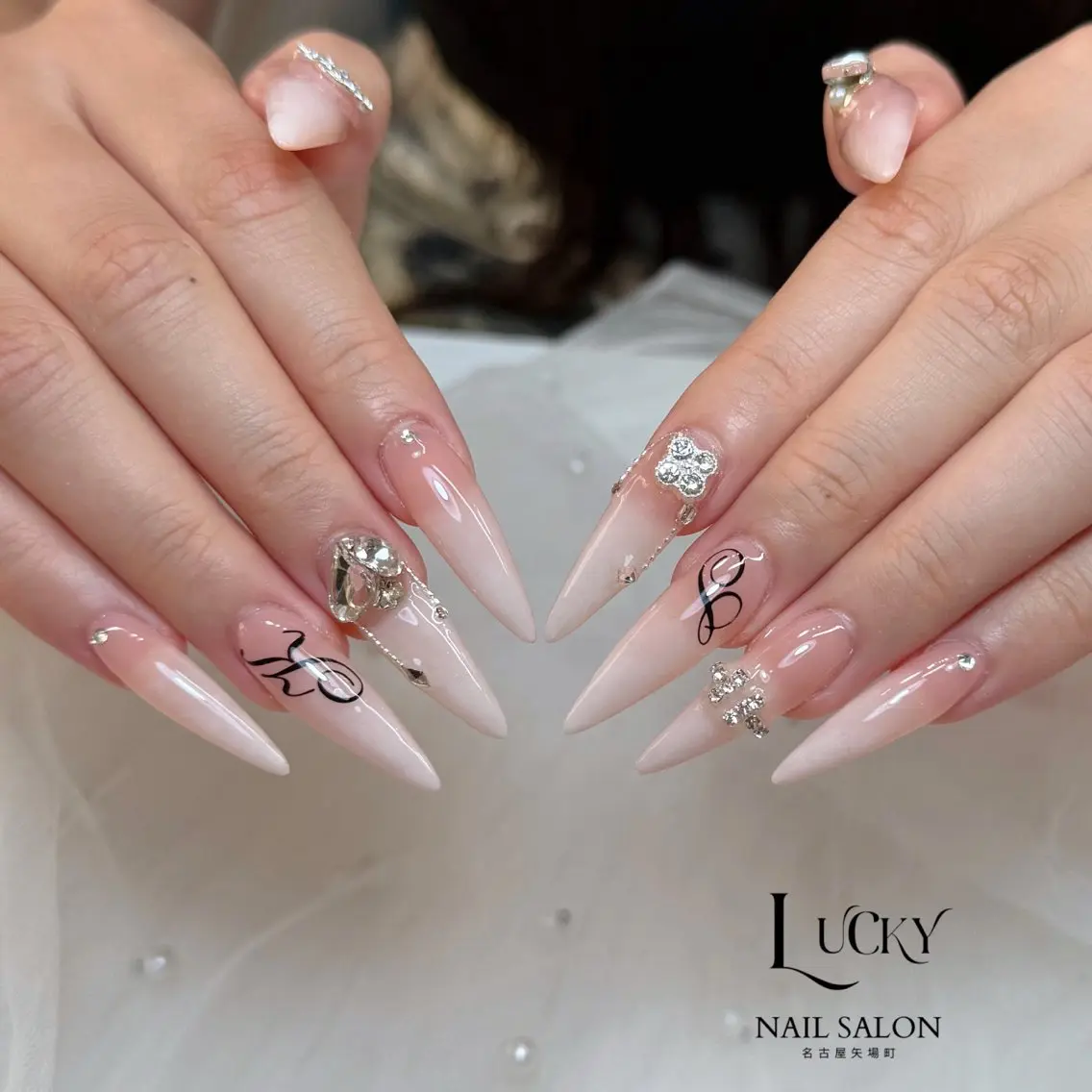 ネイル ハンドネイル Lucky Nail Salonのネイルデザイン