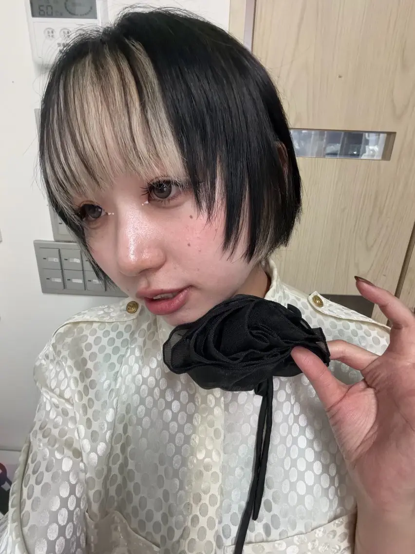 ミディアム カラー ヘアカラー 岡山ハイトーン・ ルーツカラー/こもものヘアスタイル