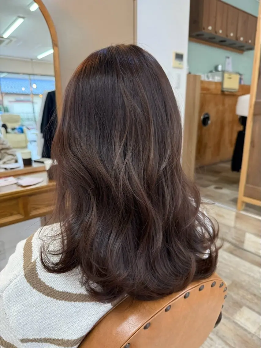 ミディアム ヘアカラー Rin ku-to andCのヘアスタイル