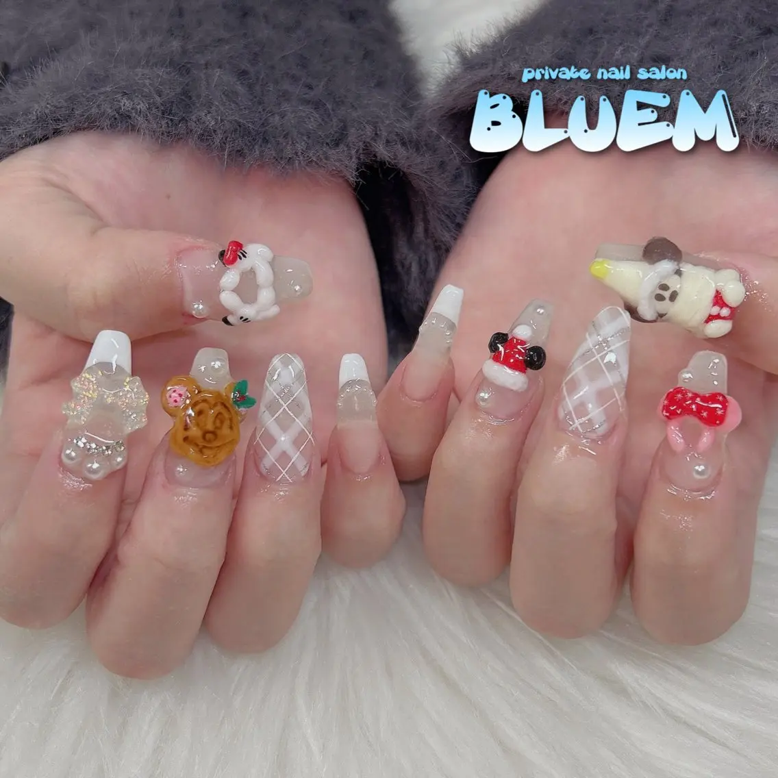 ネイル ハンドネイル BLUEM なな🐶のネイルデザイン