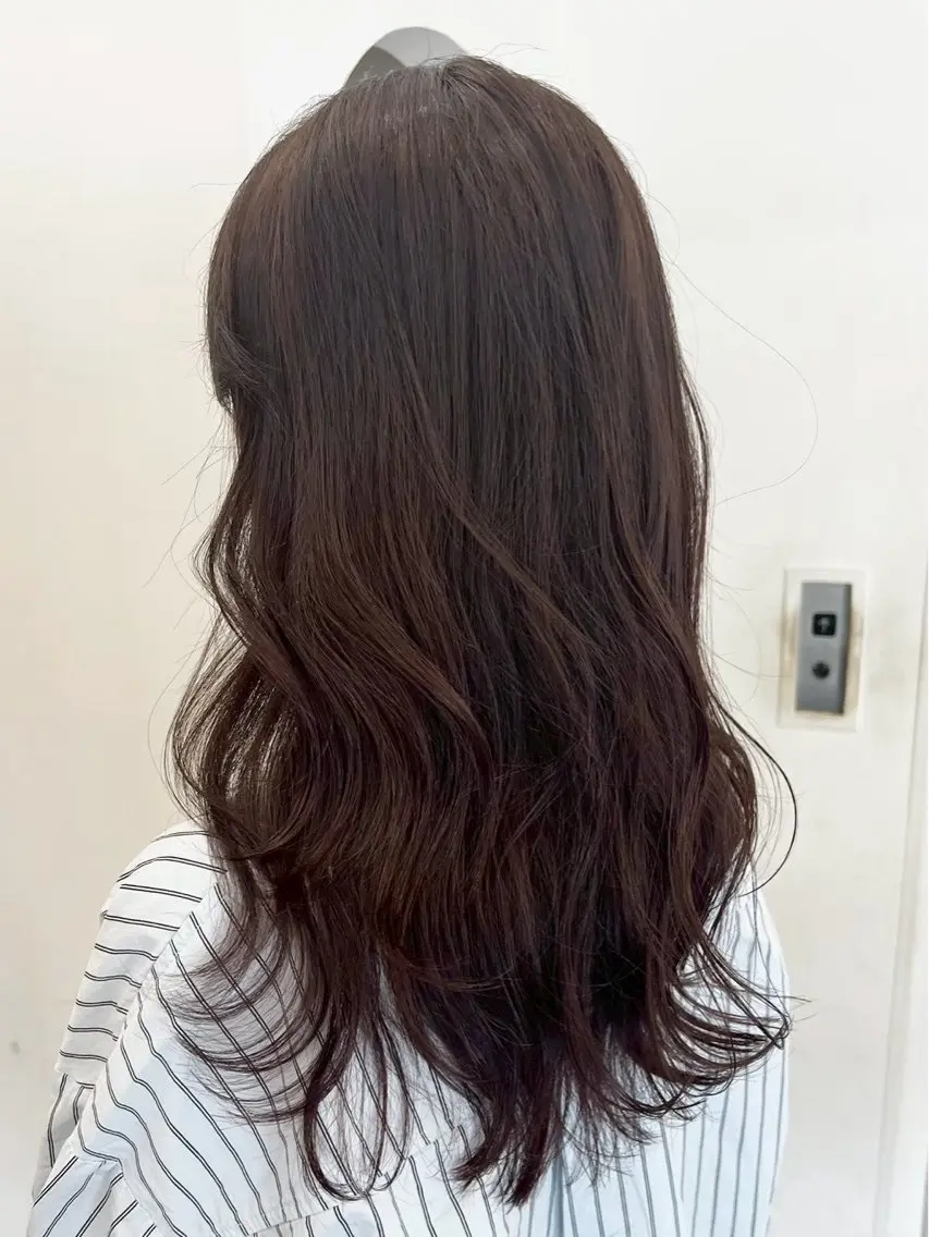 ロング カラー 杉村 南海のヘアスタイル