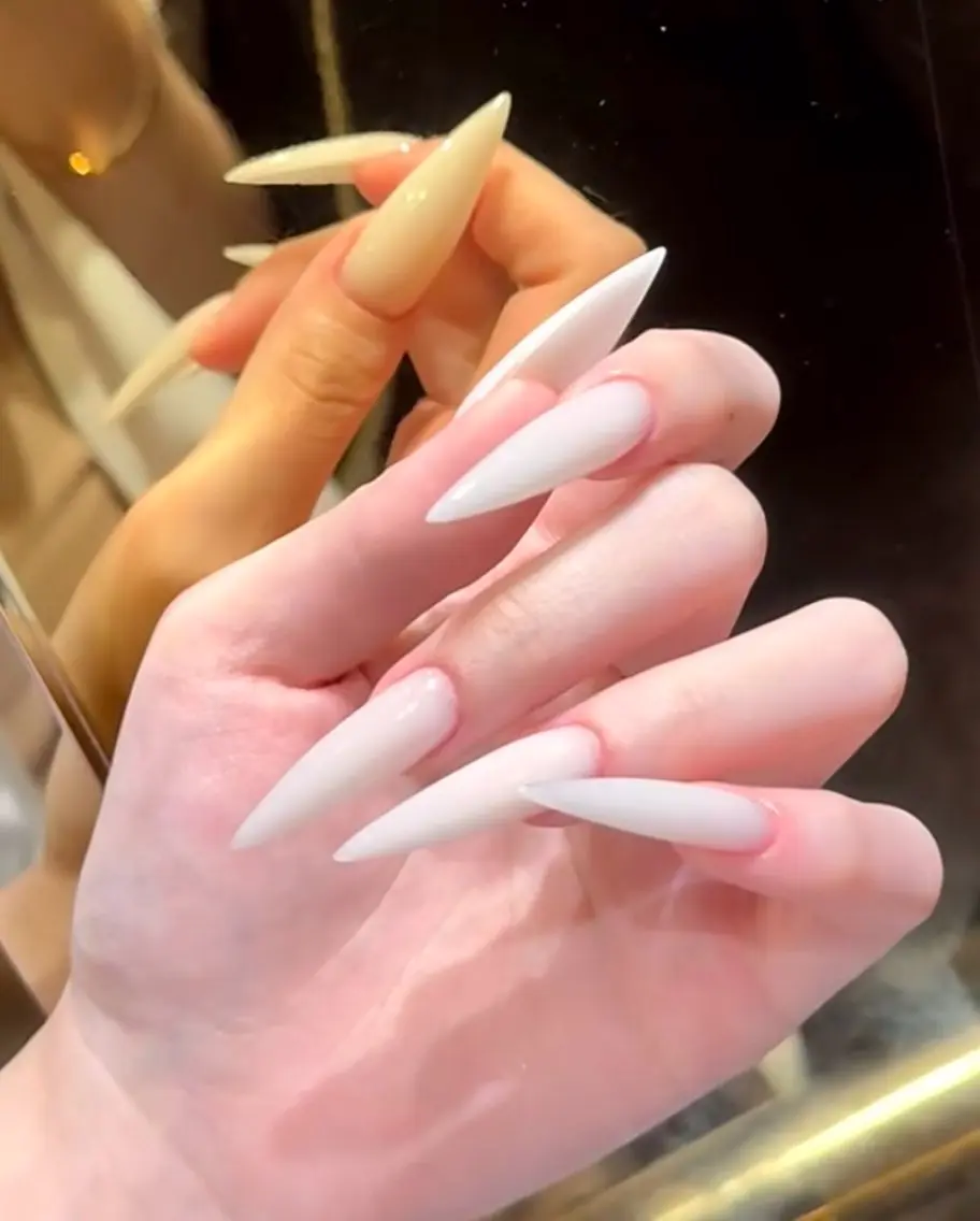 ネイル ハンドネイル Dione Nail きよみのネイルデザイン