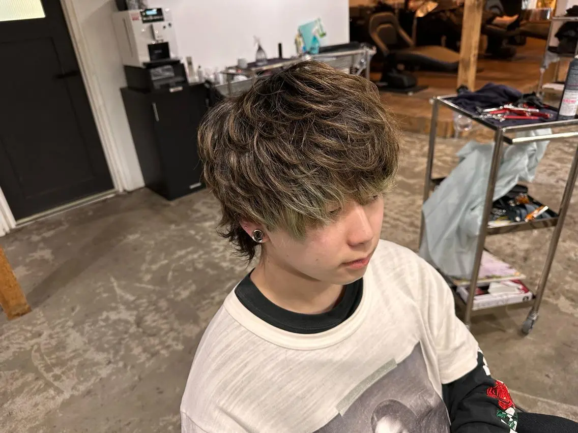 ショート デザインカット レイヤーカット ウルフカット ウルフレイヤー カット Brandnew 東生駒本店小川タスクのヘアスタイル