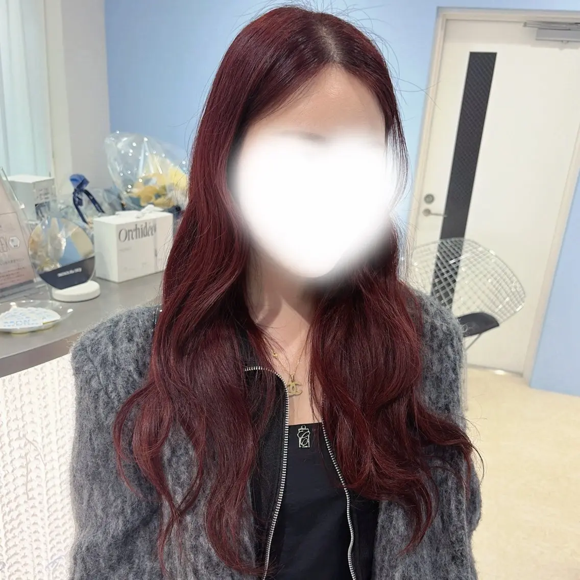 ロング カラー ブリーチ ボルドーカラー ヘアカラー 🥣あゆ/梅田/ハイ トーン/ブリーチ🩶のヘアスタイル
