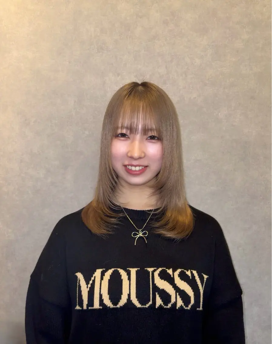 セミロング カラー 橋口 楓花のヘアスタイル