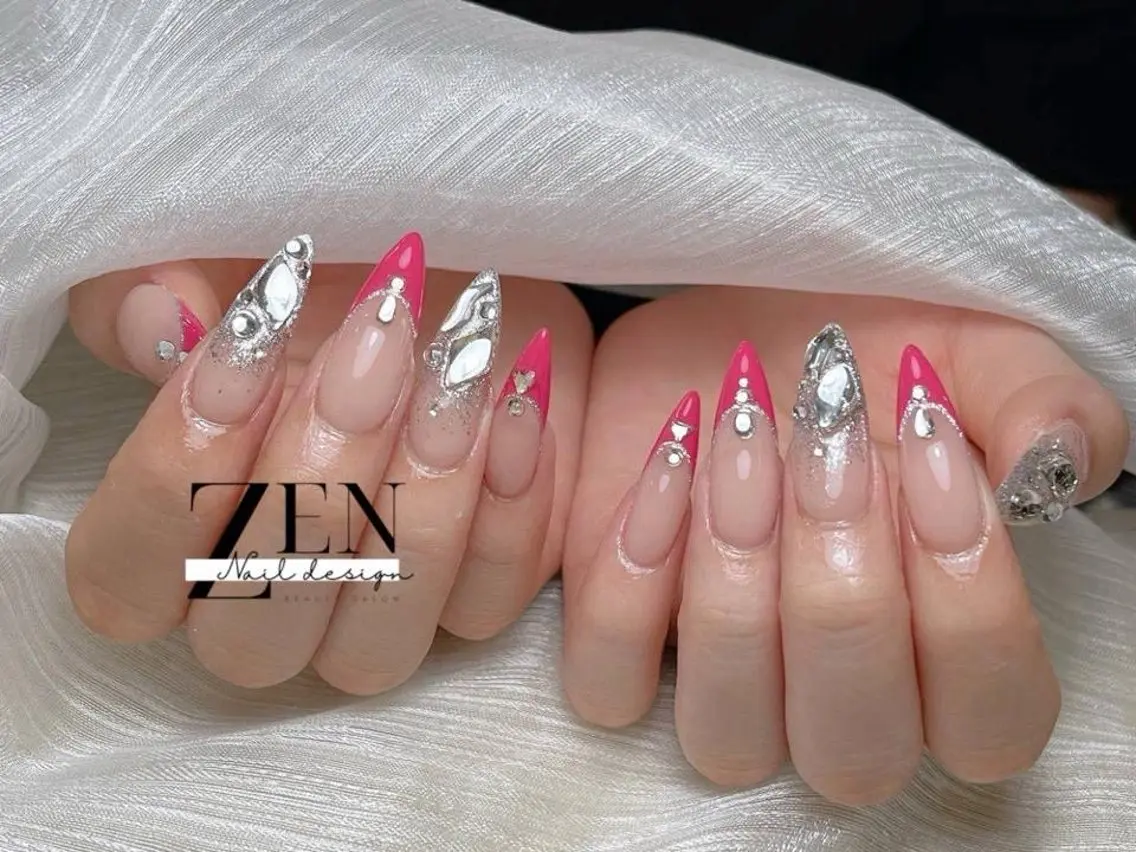 ネイル チークネイル 長さ出し フレンチネイル 韓国ネイル マグネットネイル ハンドネイル Zen Nail Design 池袋のネイルデザイン