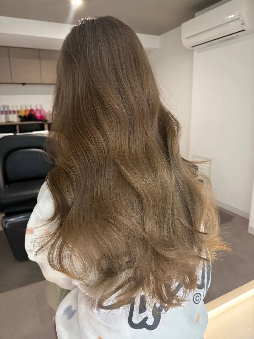 セミロング カラー ベージュカラー ブリーチ ブラウンカラー ケアブリーチ カシス ヘアカラー 🎀韓国ヘア× 透明感カラー🎀正源のヘアスタイル