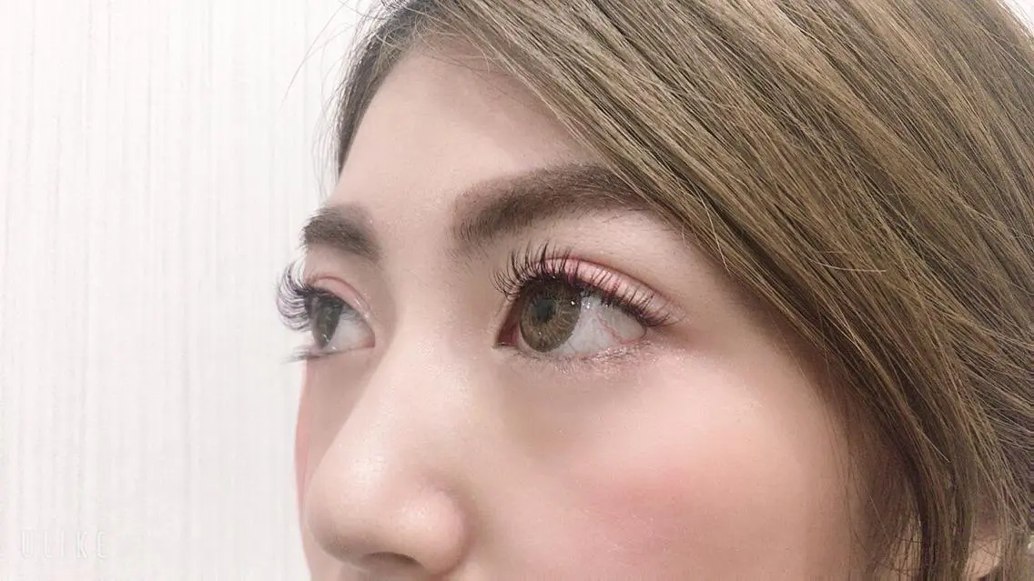 マツエク・マツパ CCカール Cカール キュート フラットラッシュ eclat Saoriのネイルデザイン
