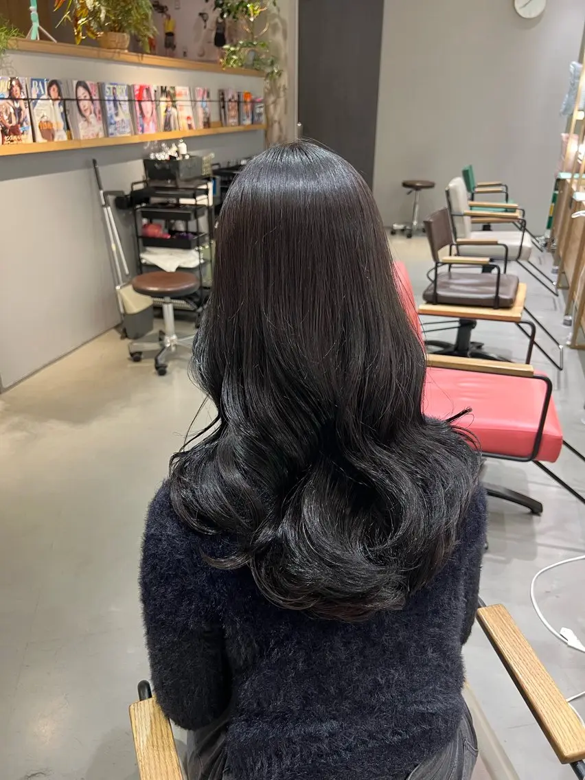 ロング カラー unopulir Shioriのヘアスタイル