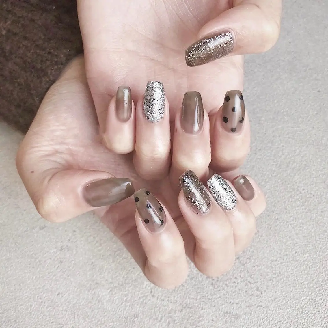 ネイル H3 Nail シロのネイルデザイン