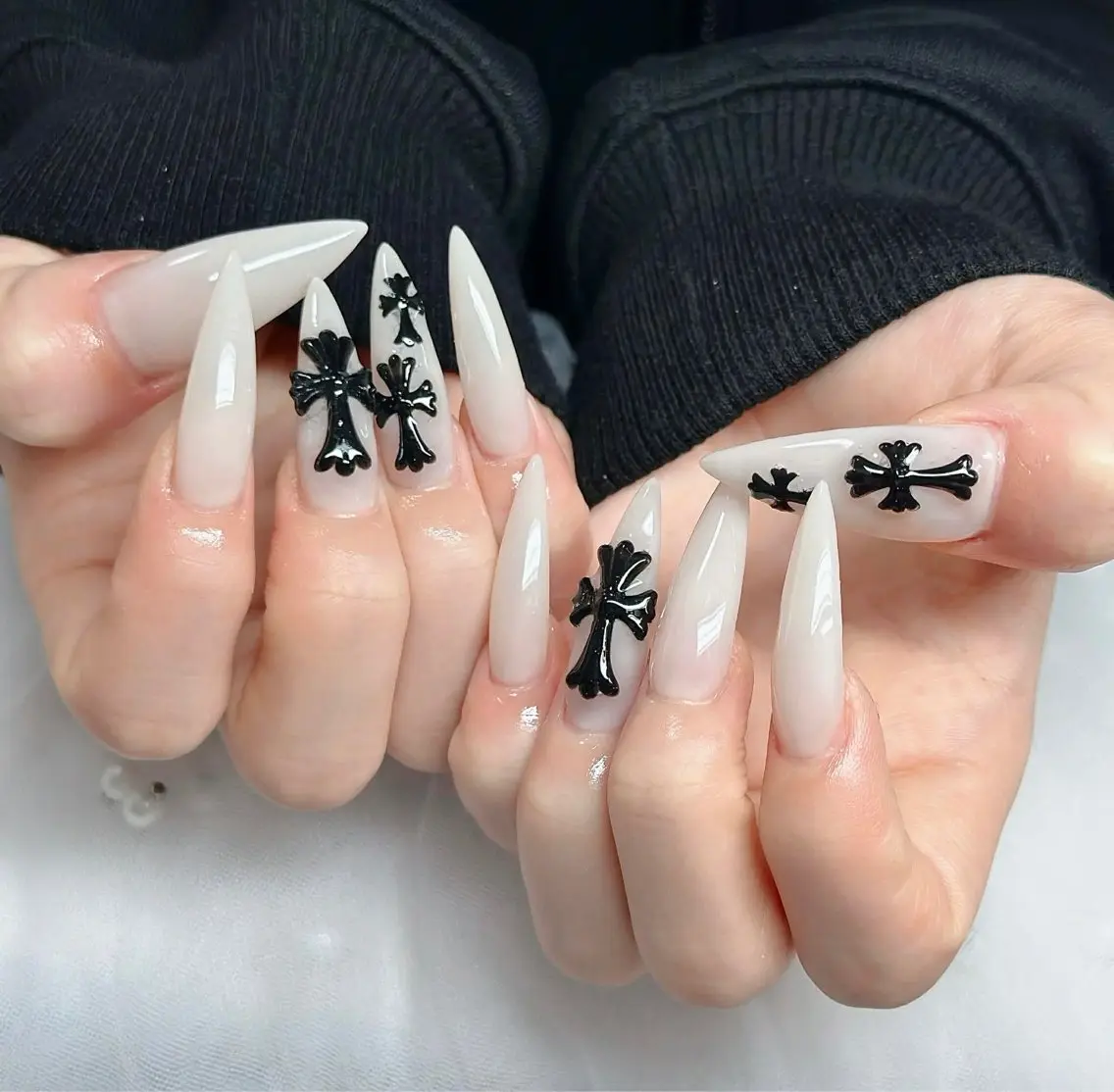 ネイル アートネイル ジェルネイル 氷ネイル・うるうるネイル キラキラネイル 韓国ネイル ハンドネイル H.baby Nail Salonのネイルデザイン