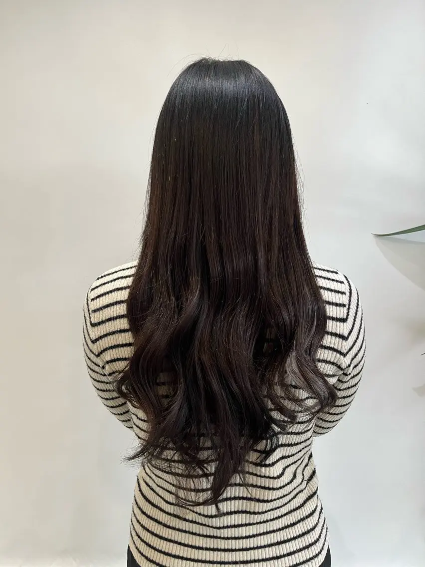 ミディアム 野村 奈里亜のヘアスタイル