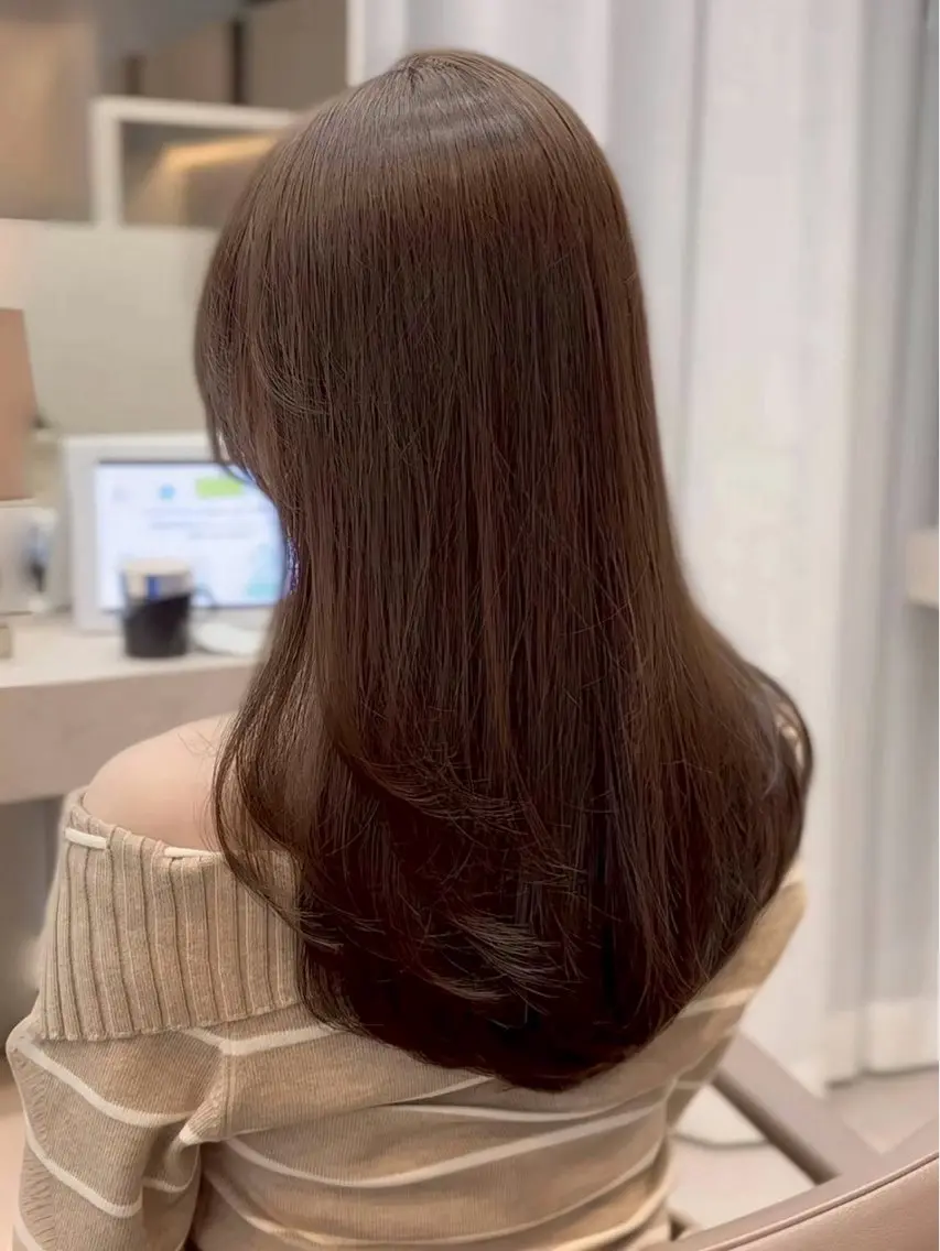 カラー チナツ/栄/名古屋 カラーモデルのヘアスタイル