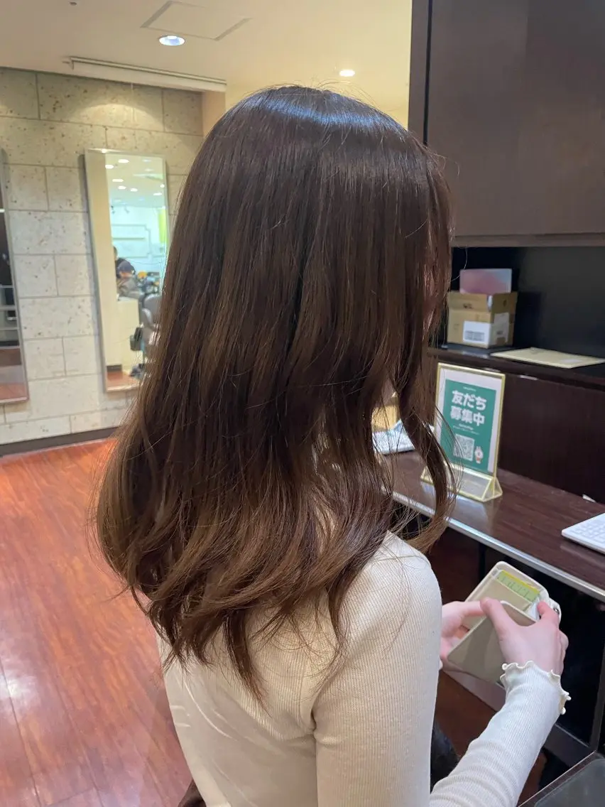 ロング 奥野JAPAN🌈 艶髪カラーのヘアスタイル