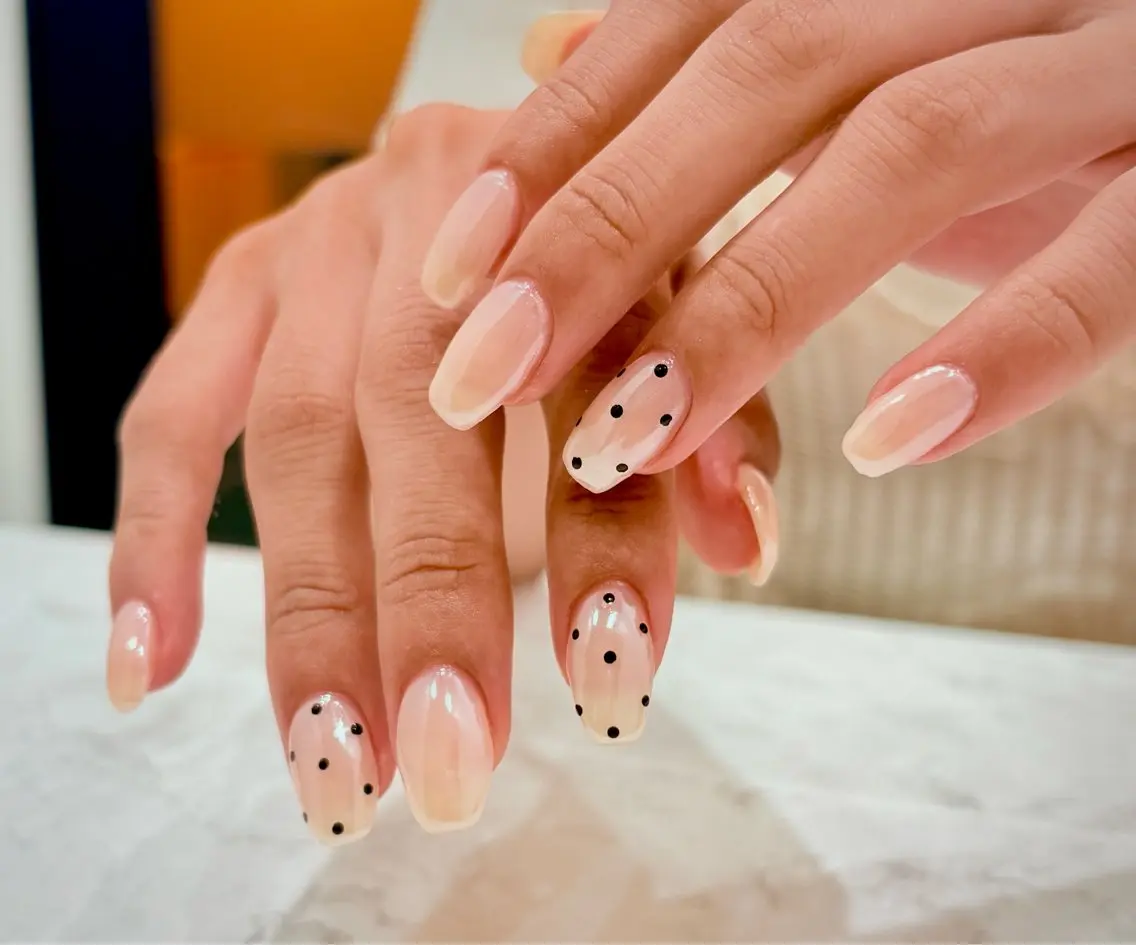 ネイル オーロラネイル ハンドネイル Nails by Kikiのネイルデザイン