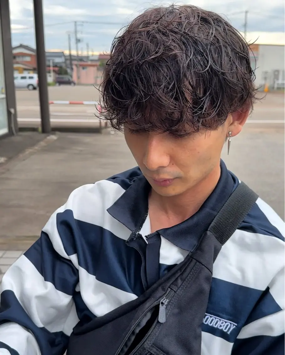 パーマ メンズ ヘアカラー 古谷 俊樹のヘアスタイル