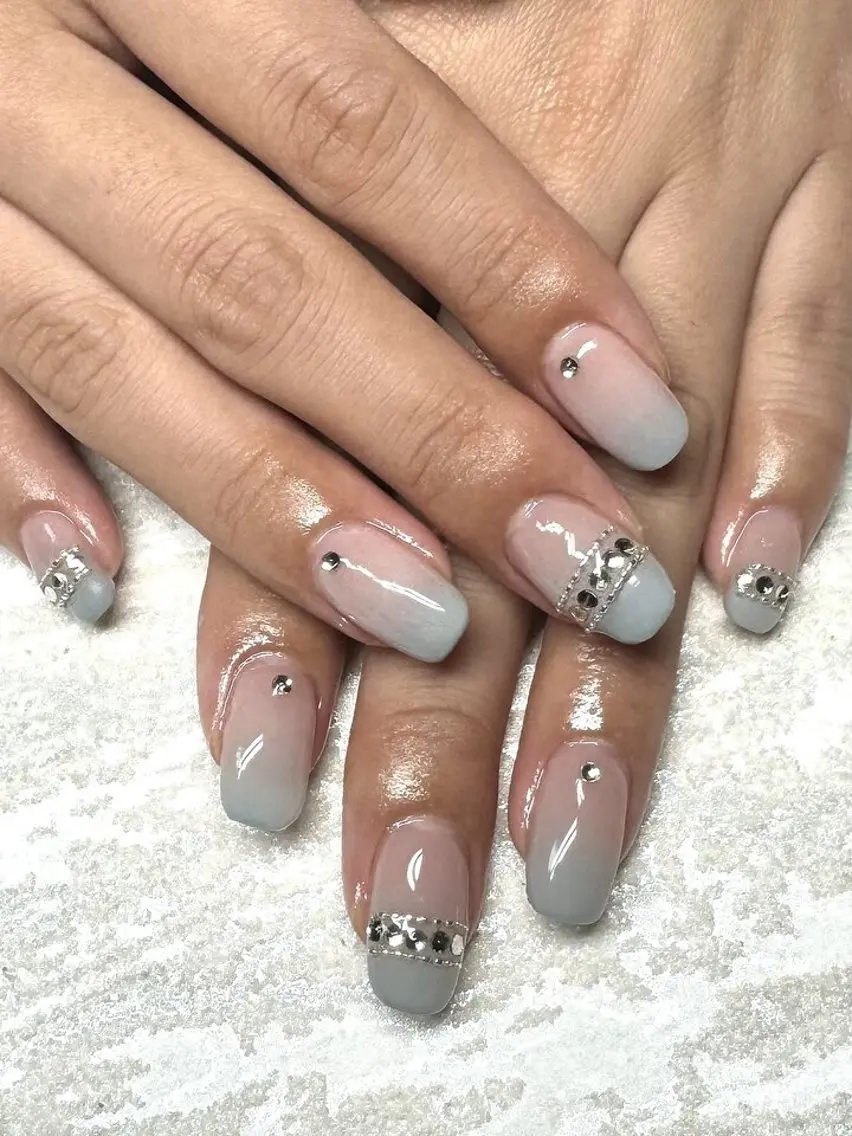 ネイル フラッシュネイル グラデーション 韓国ネイル マグネットネイル ニュアンスネイル JULIE NAILのネイルデザイン