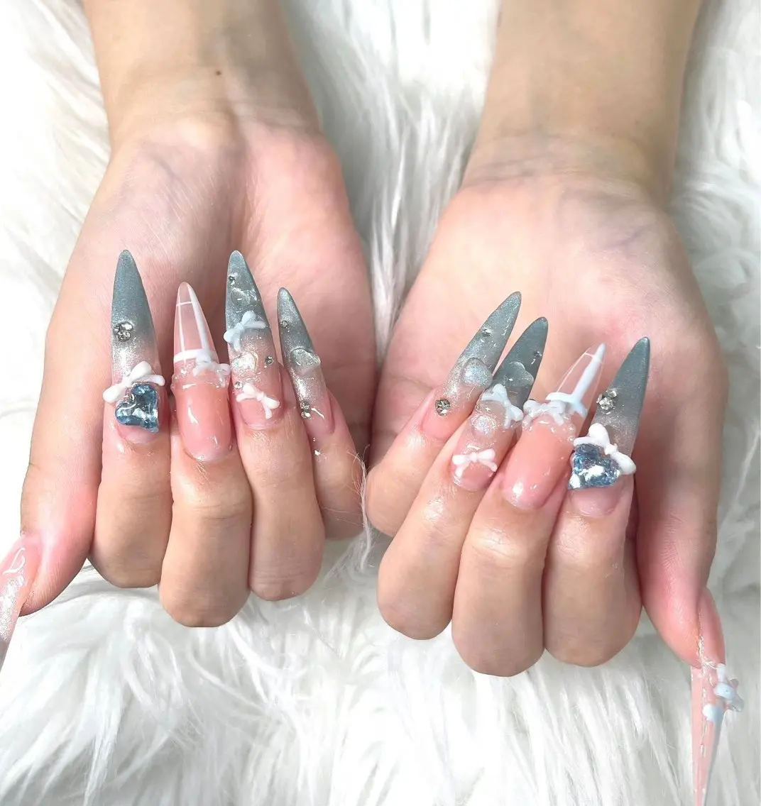 ネイル 長さ出し グラデーション 卒業式 キラキラネイル マグネットネイル ハンドネイル Lee Nailsのネイルデザイン