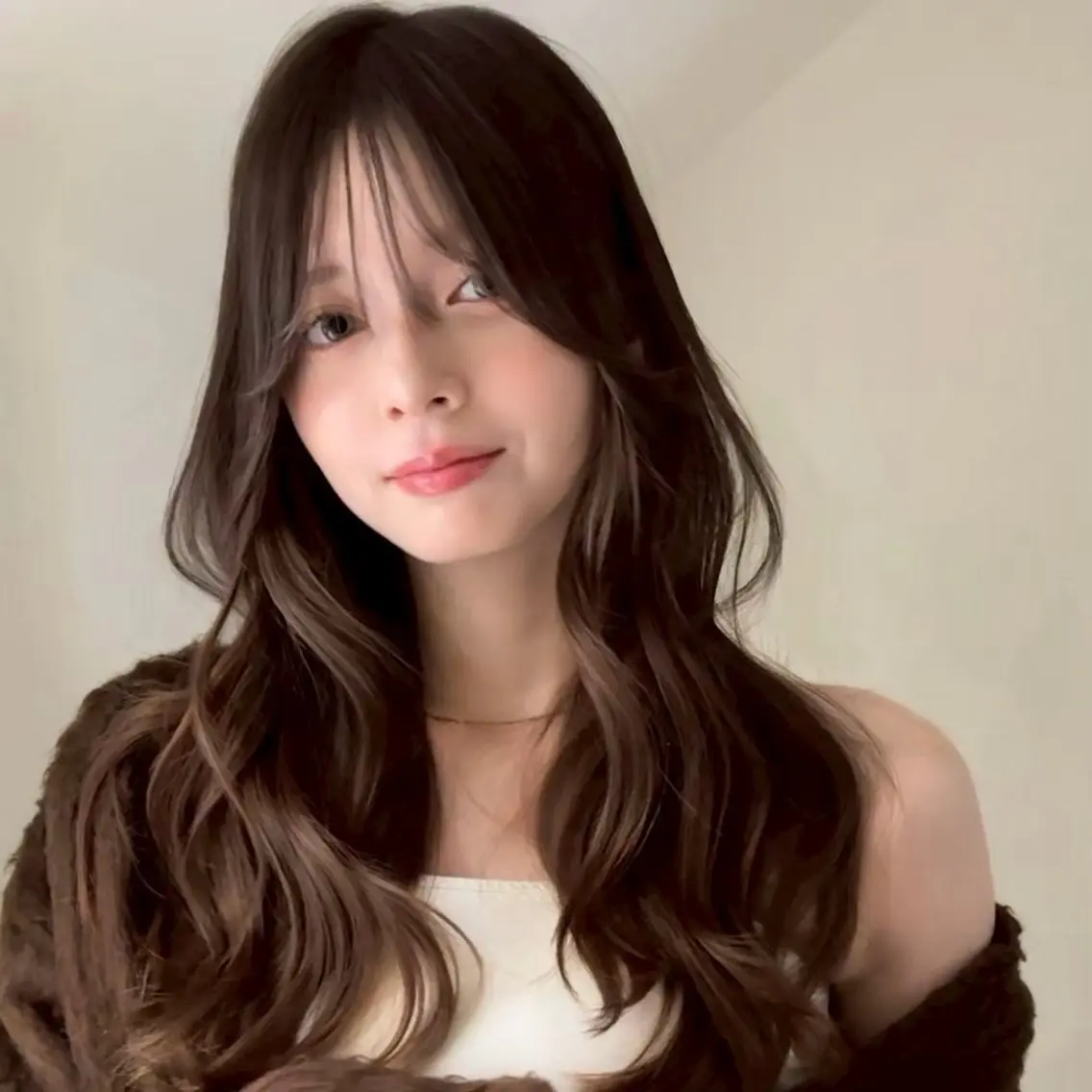 セミロング カラー ヘアアレンジ 内大久保 列夏のヘアスタイル