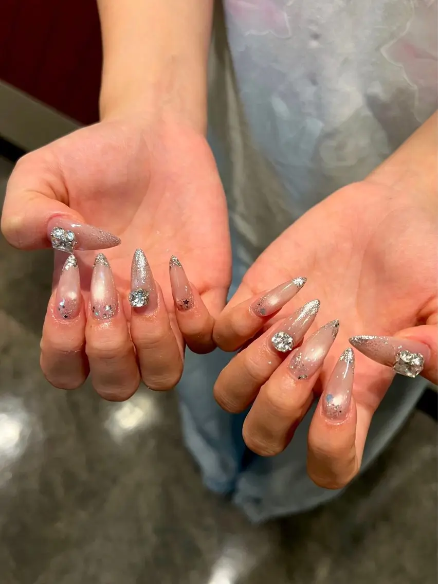 ネイル アートネイル ジェルネイル 韓国ネイル ニュアンスネイル ハンドネイル Luna Nail.Novaのネイルデザイン