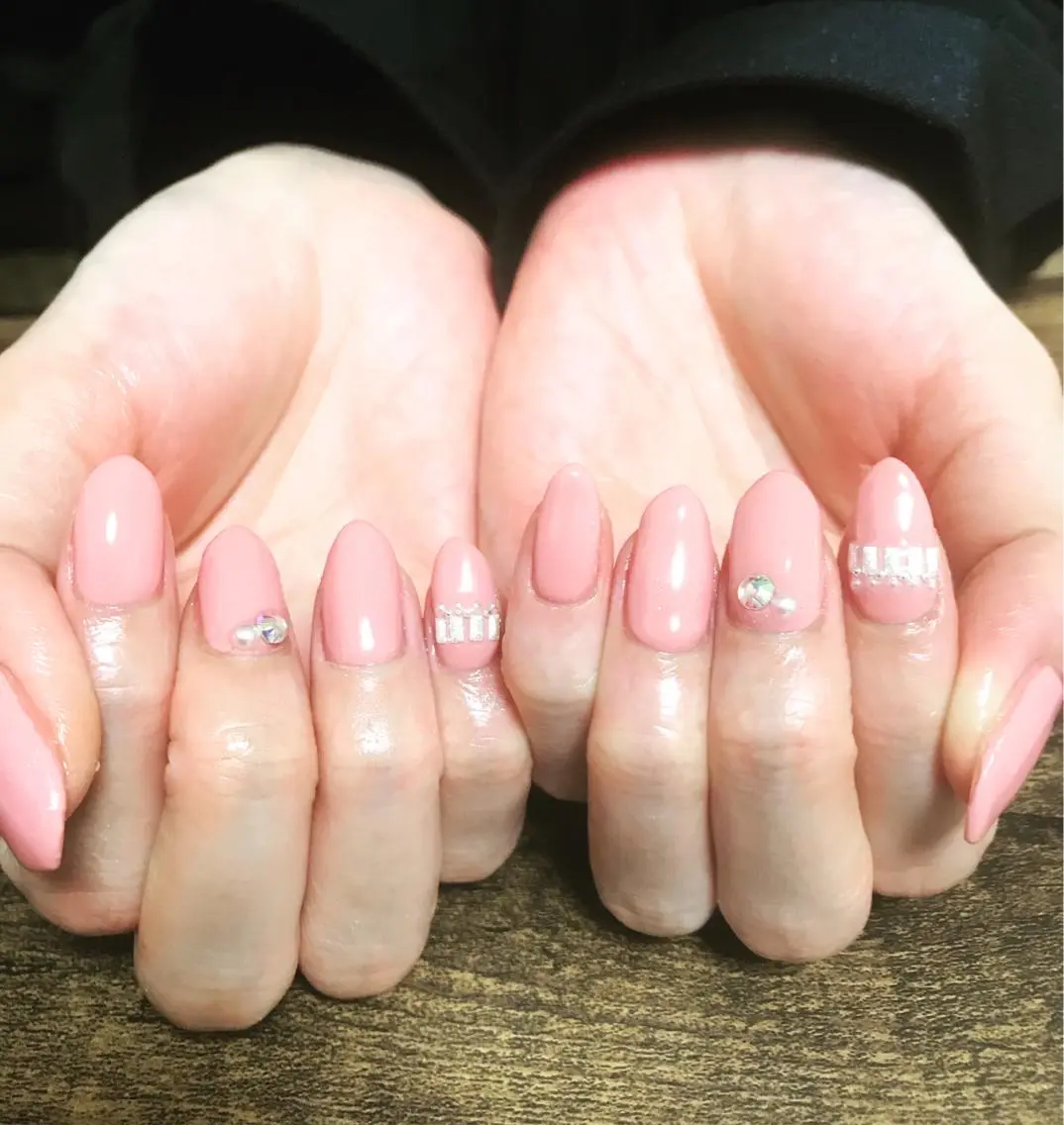 ネイル ストーンネイル 久々 もえみのネイルデザイン