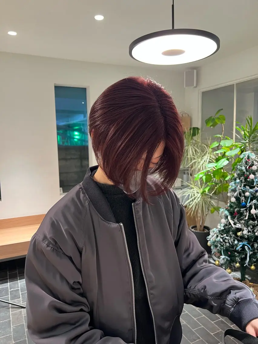 ショート カラー ワタナベ モカ🦢ダブルカラーのヘアスタイル