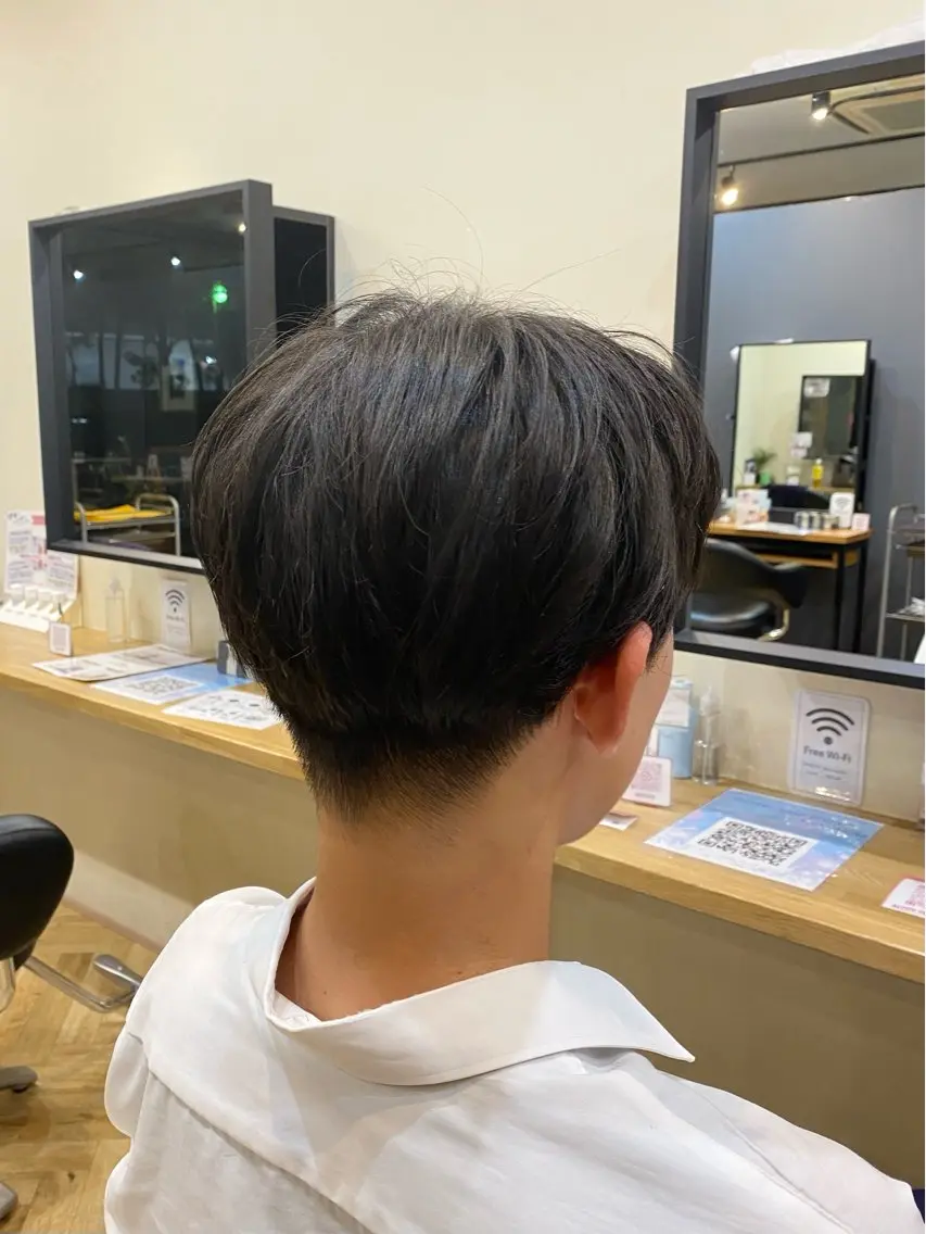 ショート メンズ マッシュ 刈り上げ カット 今吉舞美 /ケアパーマ/鎌取のヘアスタイル