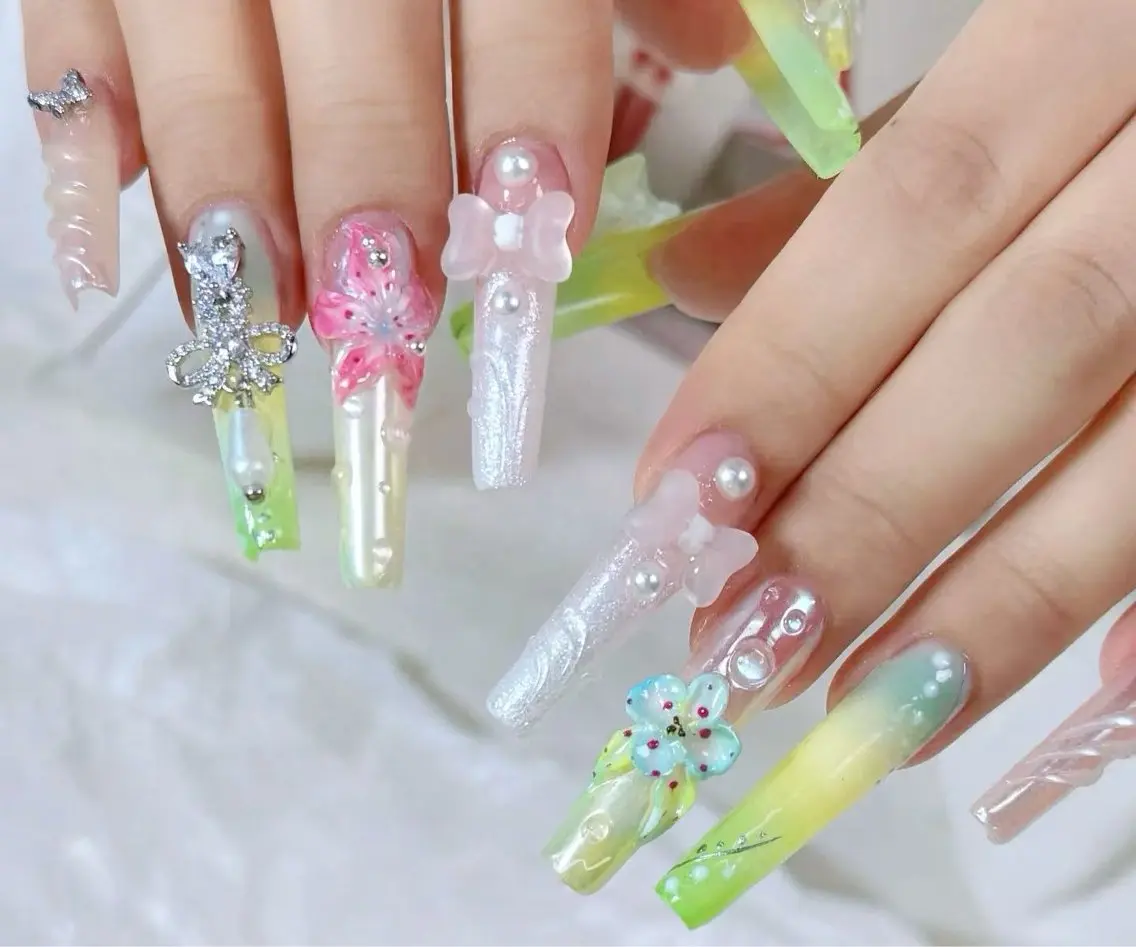 ネイル ハンドネイル MARHCHU NAILのネイルデザイン