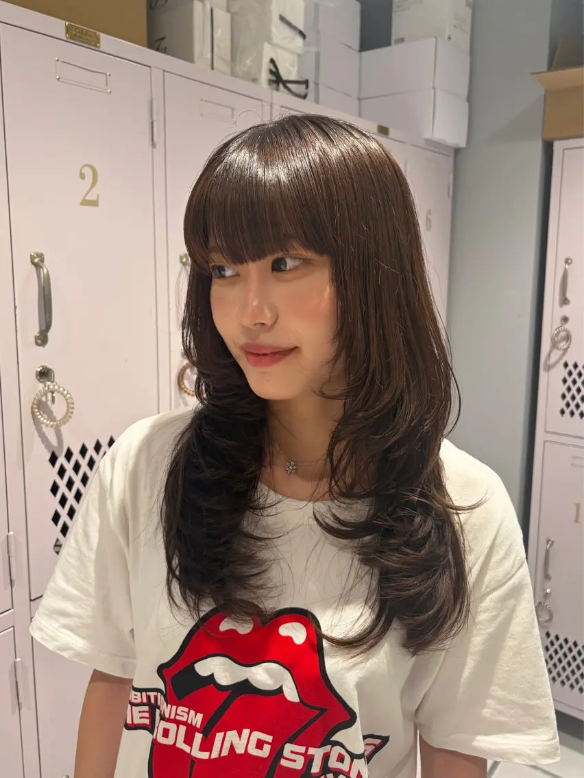 ロング ᴋᴀɴᴀ /新宿/ブ リーチカラー🎀🫧のヘアスタイル