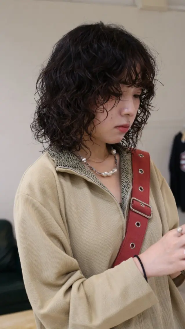 ミディアム パーマ レイヤーカット カット パーマ ボブパーマ/ スズキユウナのヘアスタイル