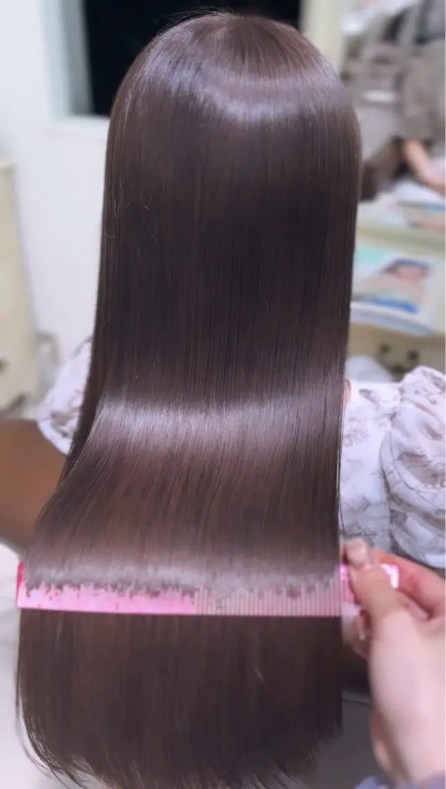【🎀うねり広がり気になる方へ🎀】カット＋髪質改善ストレート＋外部補修トリートメントの写真