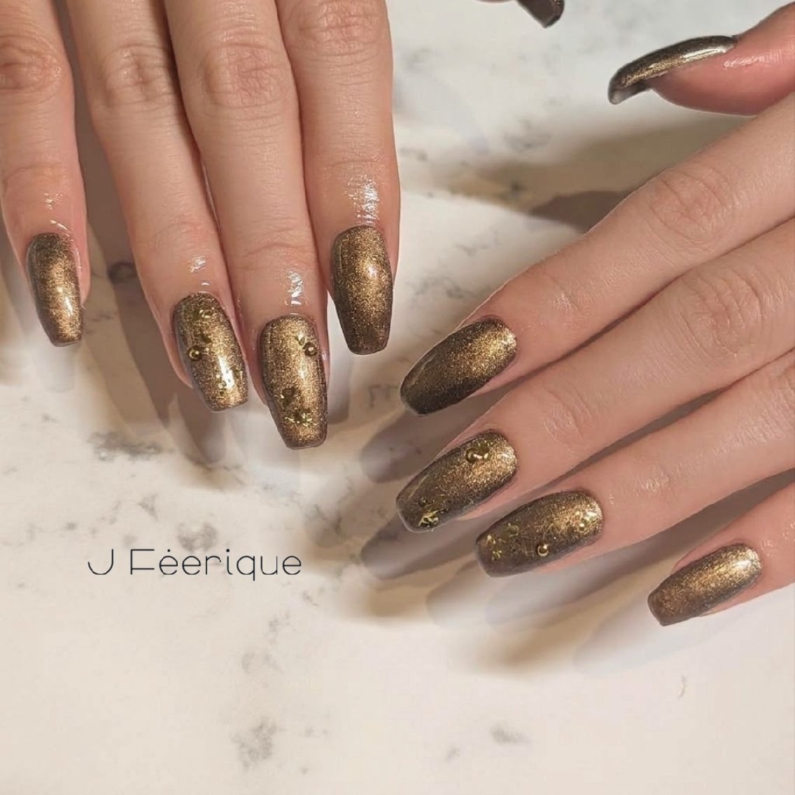 ネイル ハンドネイル ハンドケア Eri　歴9年　/ 南森町ネイル💅のネイルデザイン