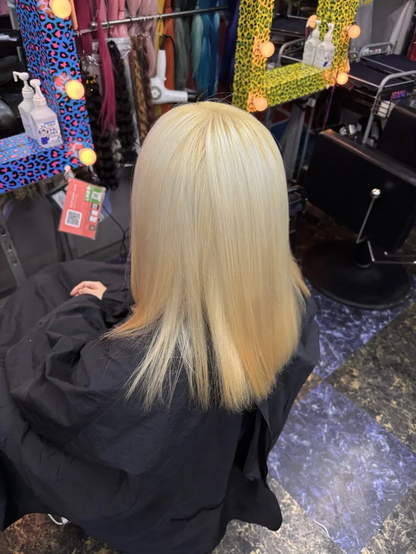 ロング カラー イシダ🚀 派手髪アシスタントのヘアスタイル