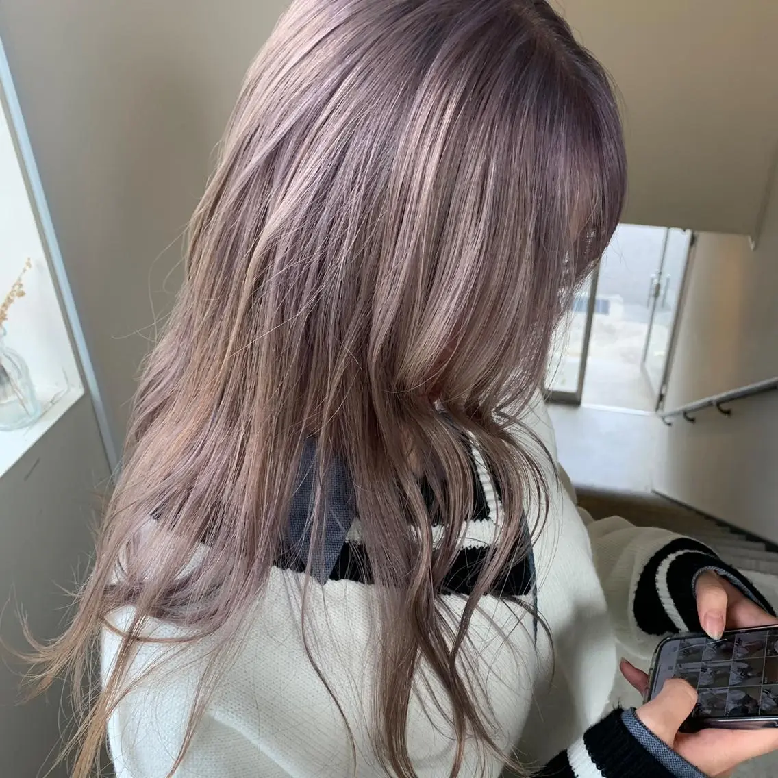 セミロング カラー カット ヘアカラー トリートメント 本間 結衣のヘアスタイル