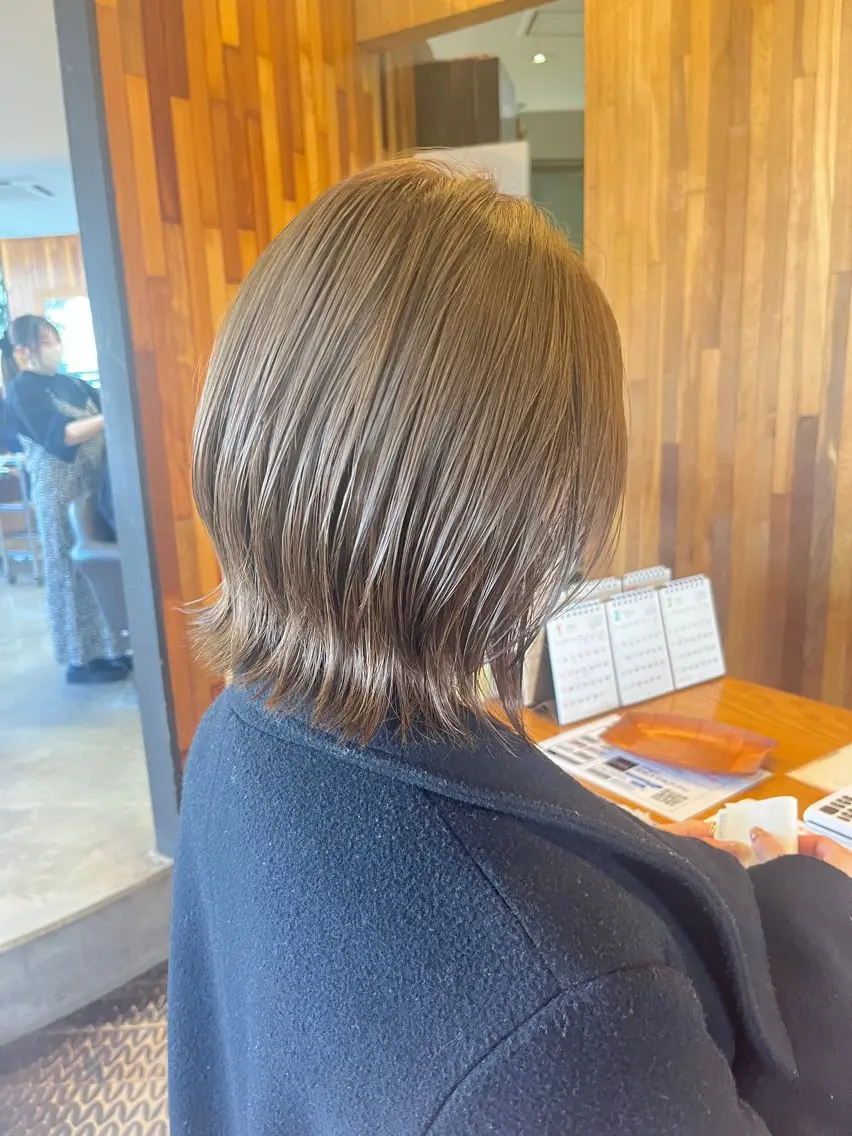 ショート ボブ くびれヘア カット ヘアカラー 長南 やよいのヘアスタイル