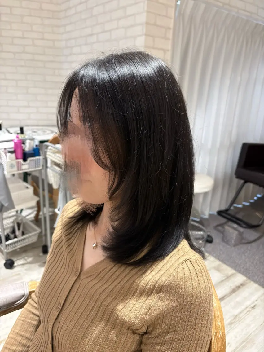 ミディアム カラー 透明感カラー グレージュ レイヤーカット カット ヘアカラー トリートメント レイヤー/透明感 HIRARIのヘアスタイル