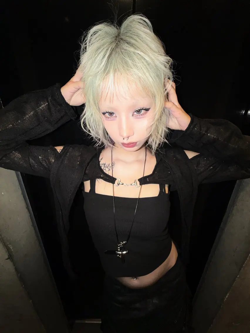 ミディアム のん ︎ ︎︎︎︎︎のヘアスタイル