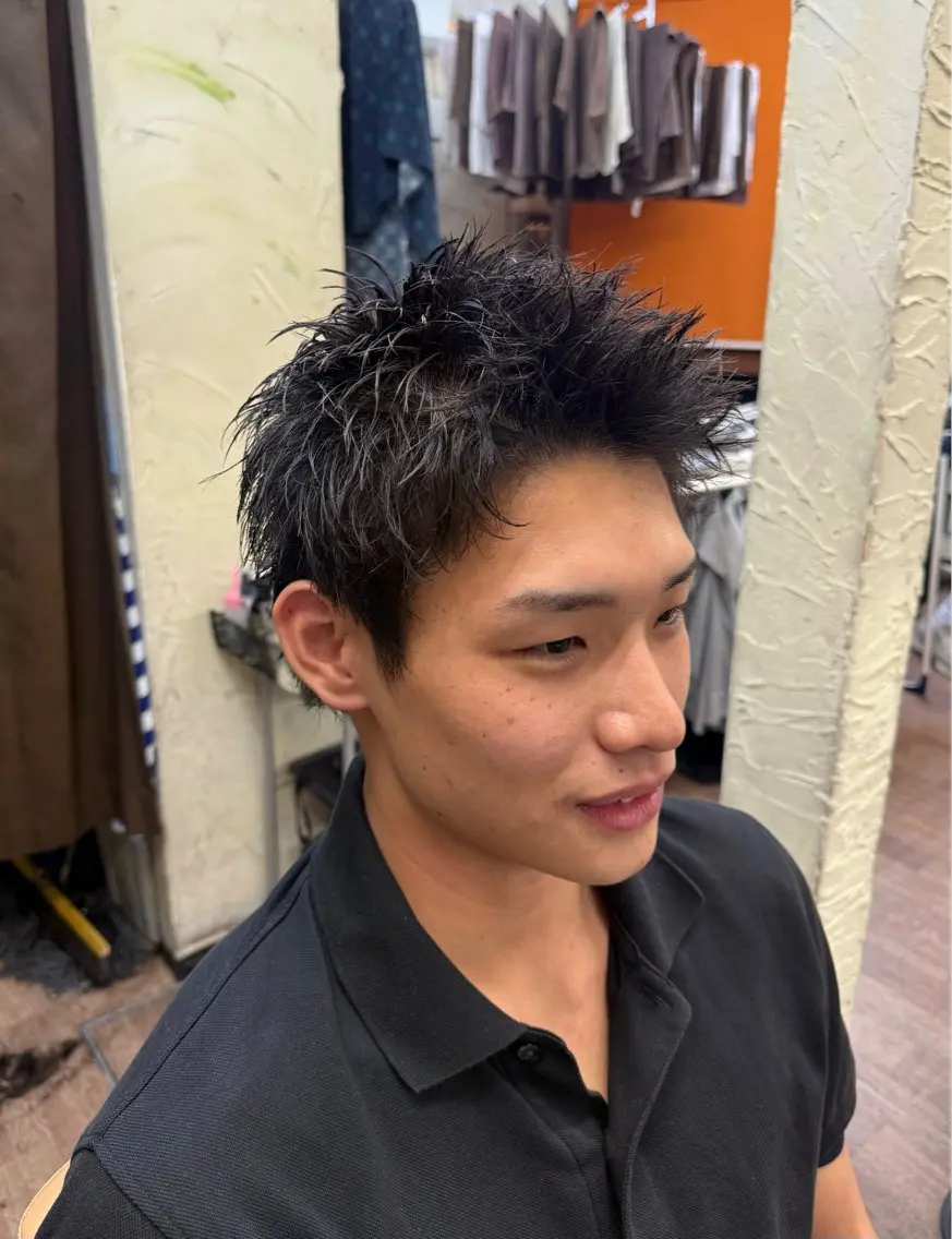 ショート メンズ スパイキーショート ショートヘア カット ヘアセット フルハタヒロト 六本木理容師のヘアスタイル