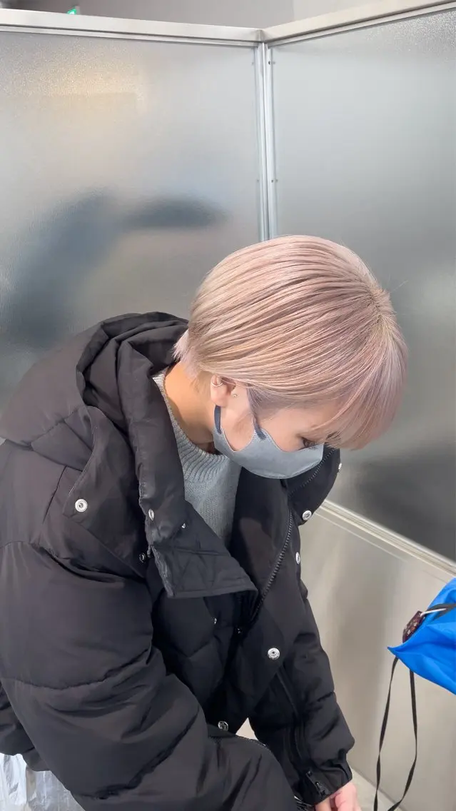 ショート カラー ハイトーンカラー ショートヘア 大人スタイル 太田のヘアスタイル