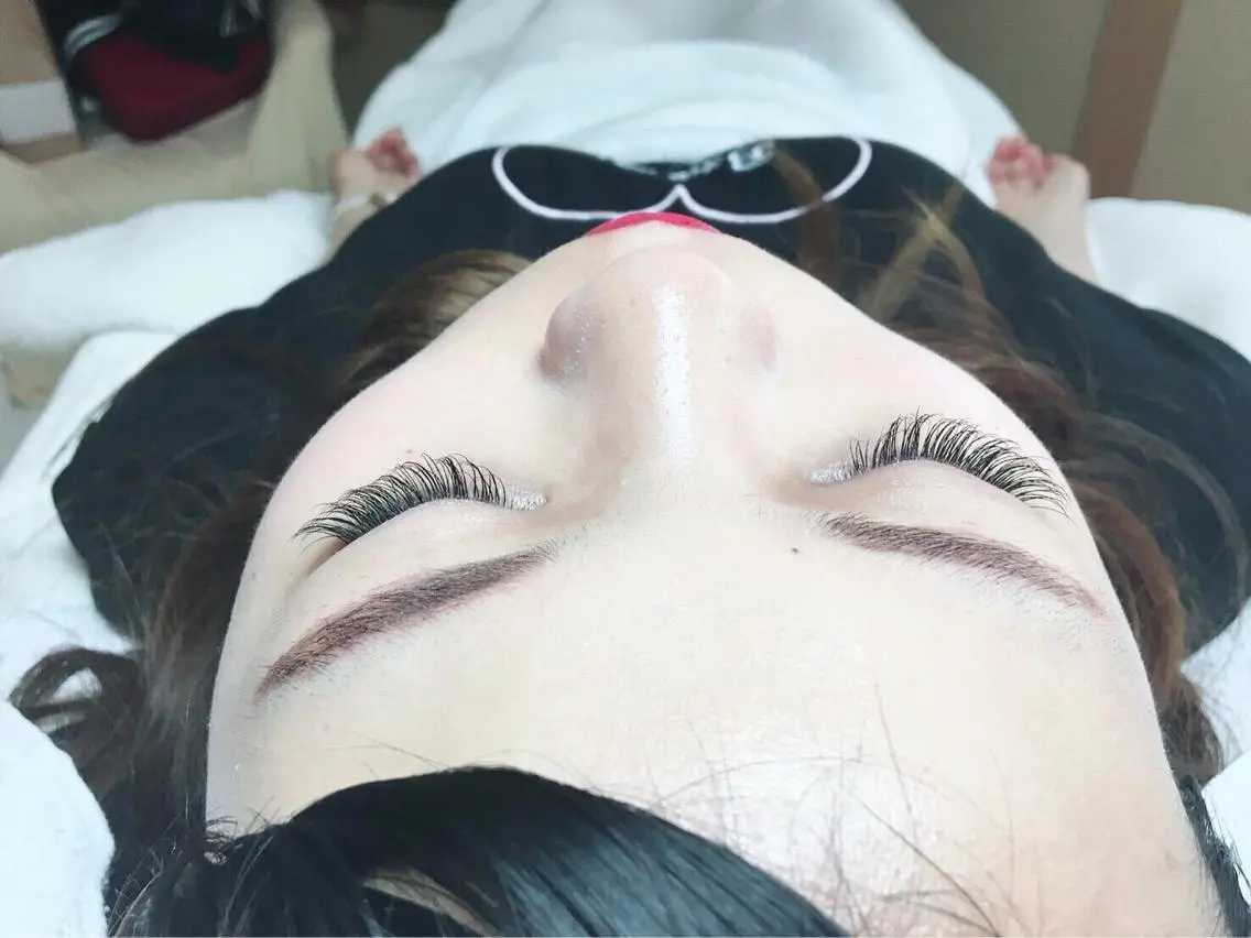 マツエク・マツパ brille ~eyelash~のヘアスタイル