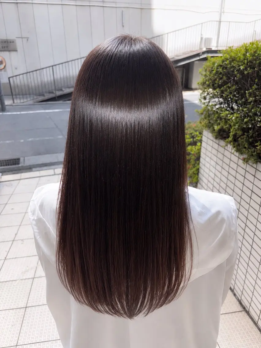 ロング カラー トリートメント カット ヘアカラー 森元 優衣のヘアスタイル
