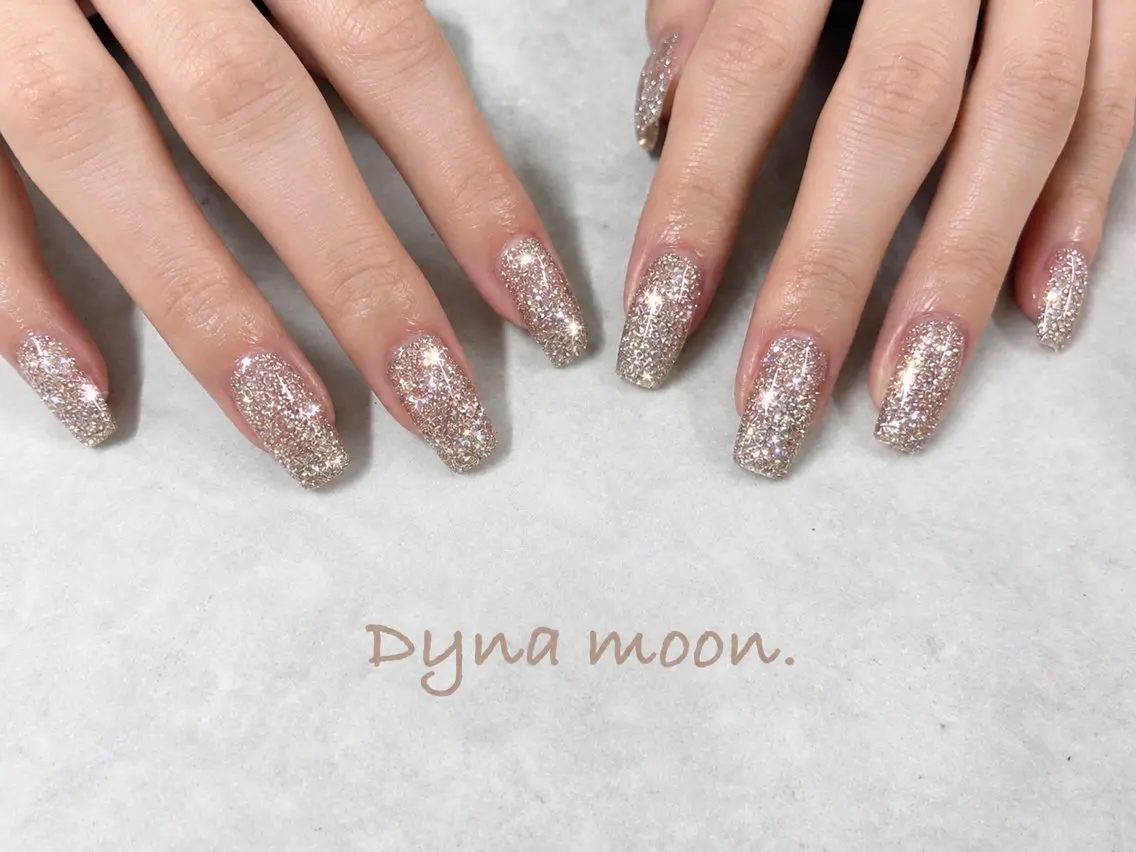 ネイル Dyna moon.のネイルデザイン