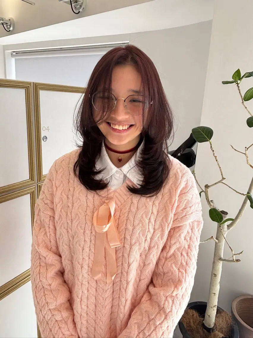 ミディアム カラー ベージュカラー ピンクカラー ピンクベージュ レイヤーカット 似合わせカット カット ヘアカラー 💐レイヤー/透明感 カラー💐智口彩香のヘアスタイル
