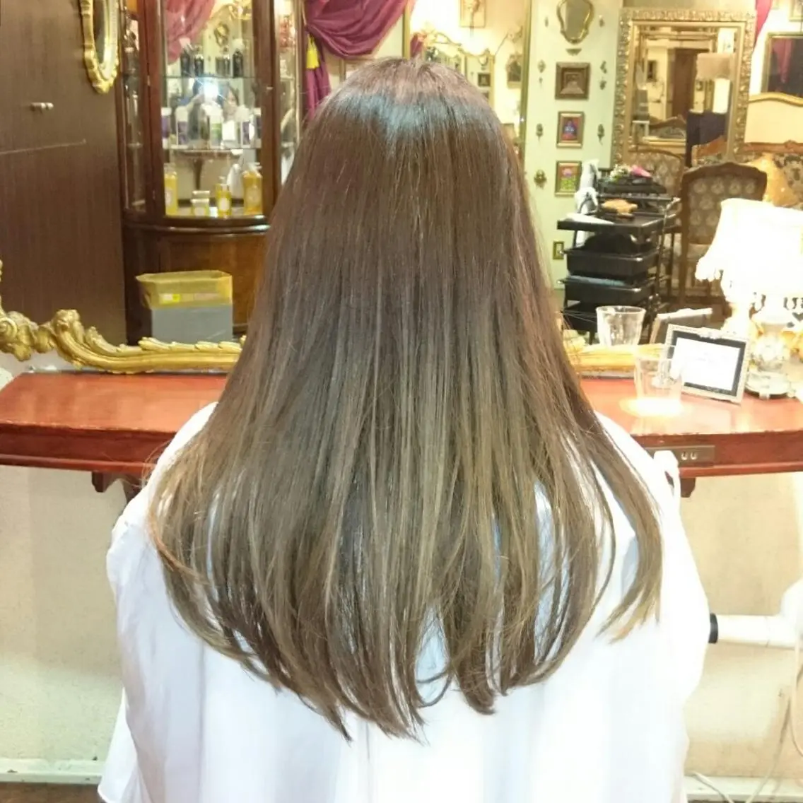 ロング カラー グラデーションカラー 艶髪✨ハイトーン ✨ホワイト✨北宗一郎のヘアスタイル