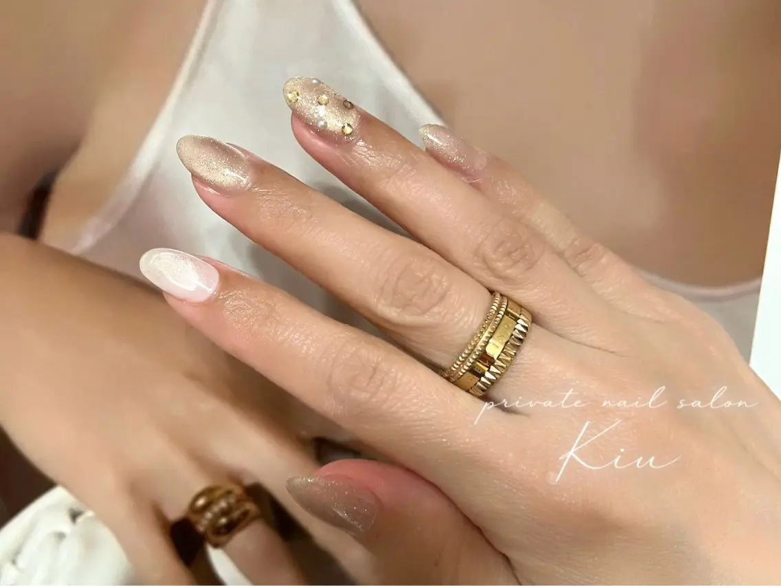 ネイル ジェルネイル ミラーネイル ニュアンスネイル オフィスネイル ショートネイル kiu nailsalonのネイルデザイン