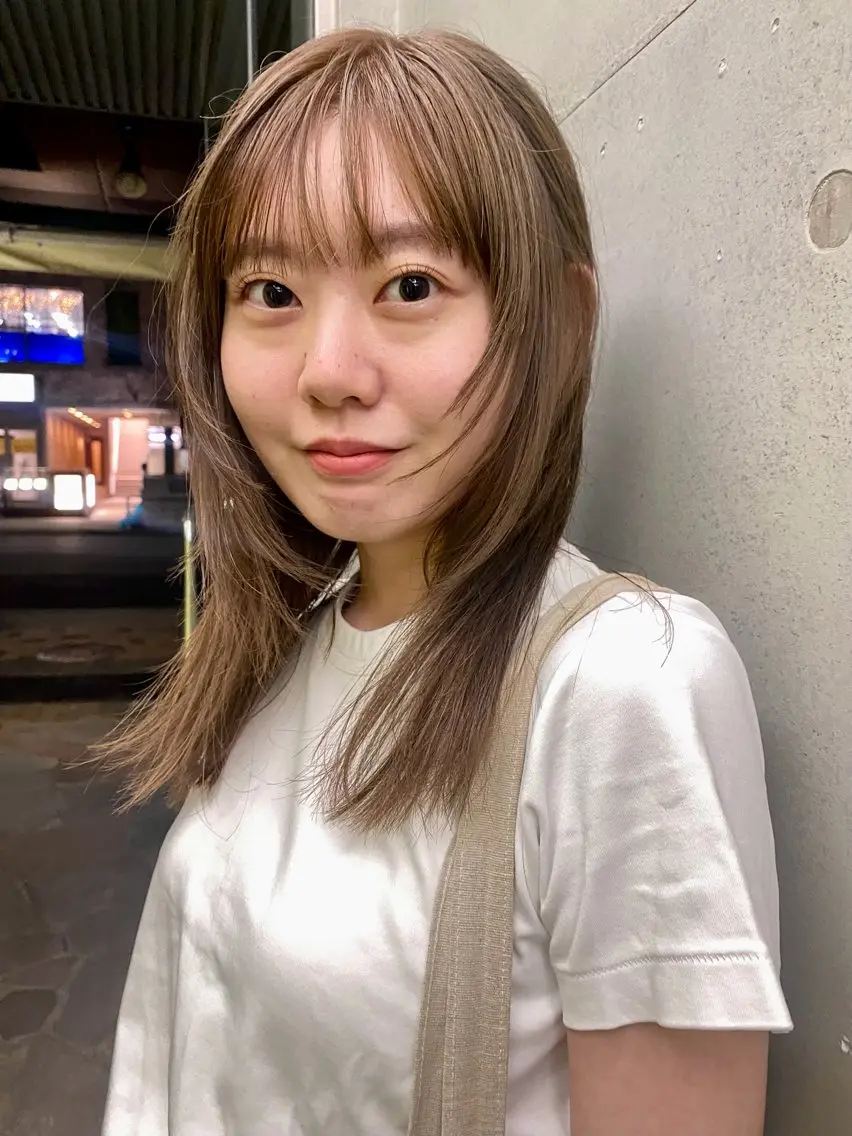 ミディアム カラー カット ヘアカラー 砂原 ひよりのヘアスタイル